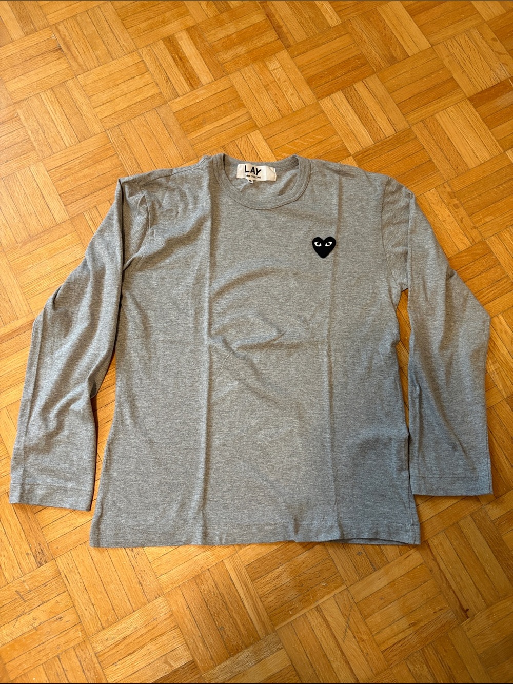 Play Comme des Garcons Long Sleeve Gray Heart Logo Tee